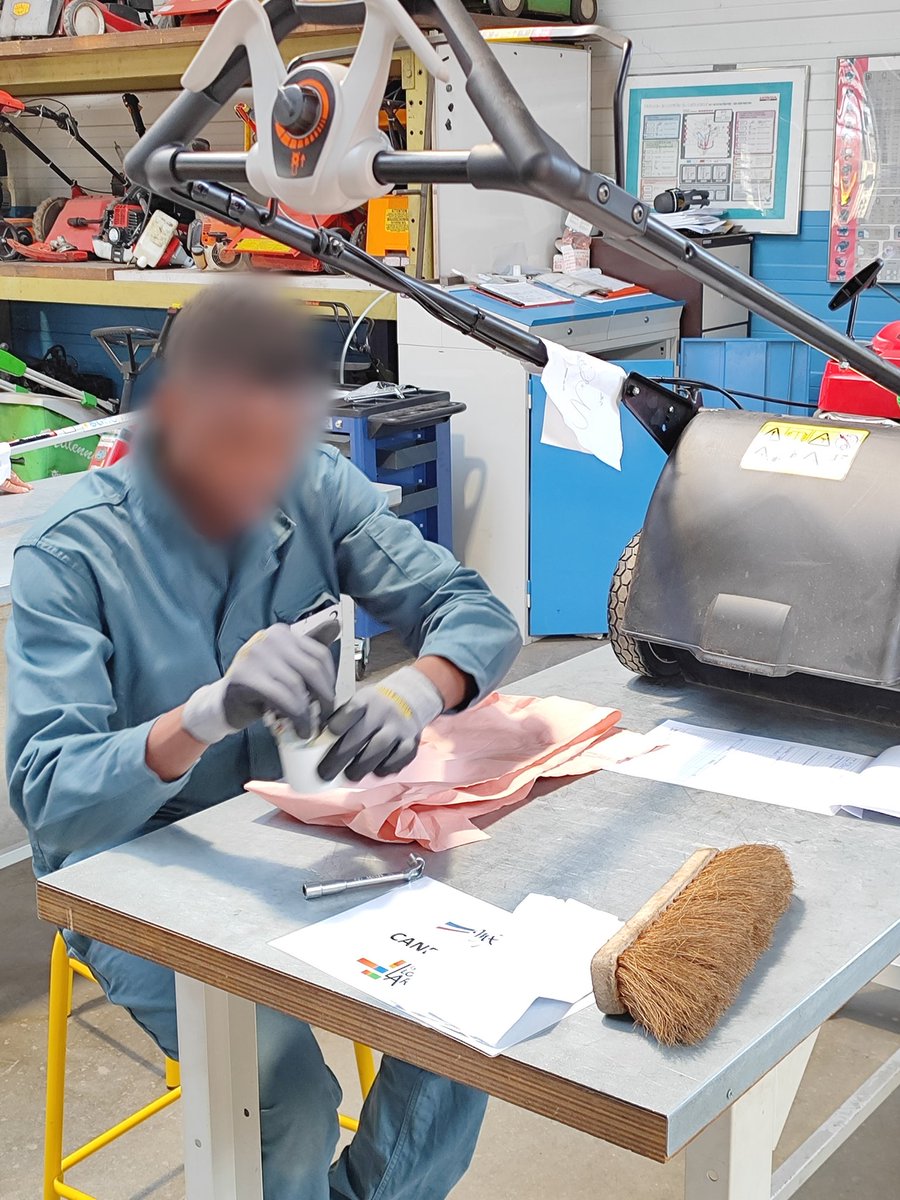 Lycée Louis Armand Eaubonne tweet media