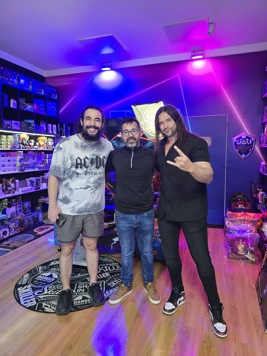 Center Gaming Informática tweet media