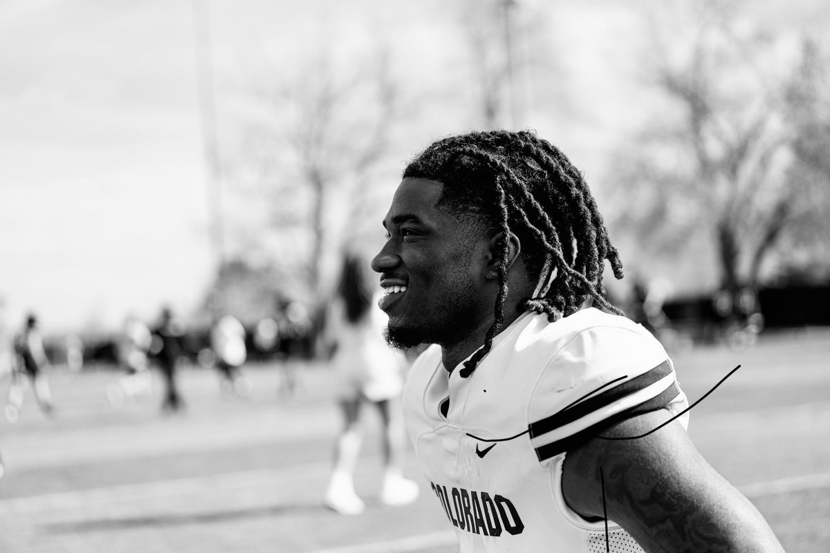 omarionmiller19's tweet image. #AGTG  4