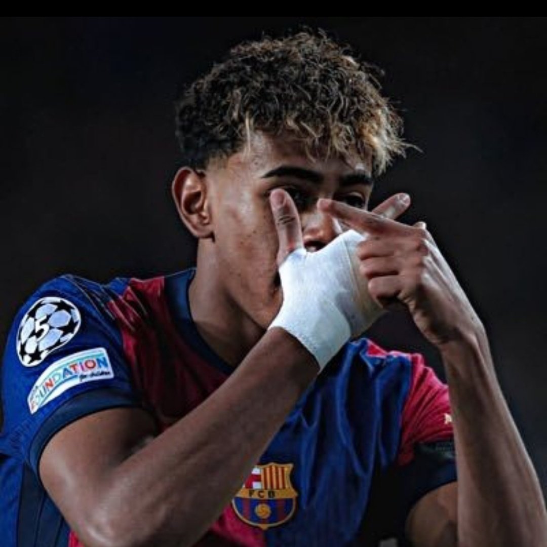 TriggerFCB's tweet photo. Me importa un culo que no sea el jugador que tenga más G/A.

El mejor jugador del mundo es Lamine Yamal. Balón de oro 2025. https://t.co/u4h5KapJWP