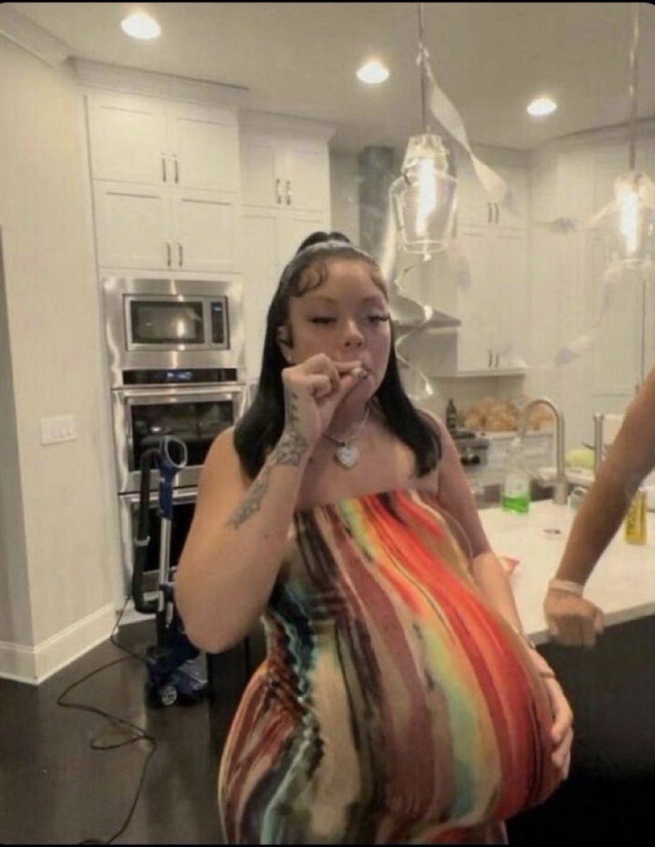 Stoner Barbie tweet media