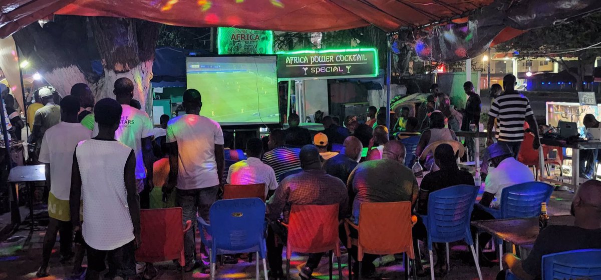 Asempa947_FM's tweet photo. ROAD TO ASEMPAFM UCL FUNDAY:

Osu Is buzzing, this is Africa Pub Is the location. 

Join us 

81 mins gone 

Barcelona 4 vs 0 B.Dortmund

#UCL #Asempafm #Uclfunday
#Football #Barcelona #Dortmund https://t.co/7QZ91o3pkD