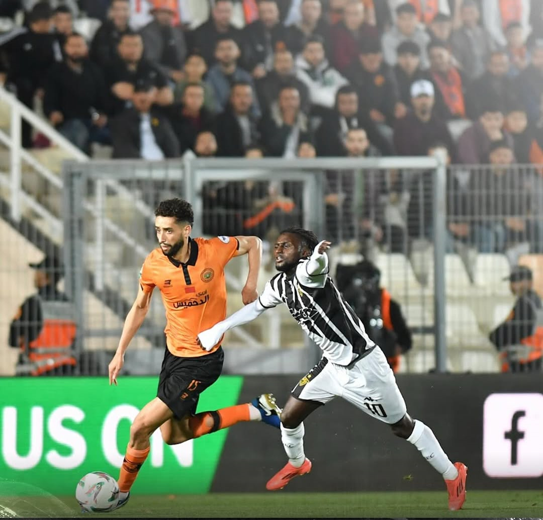 azamtvtz's tweet photo. 85’ | #CAFCC
RS Berkane 1-0 ASEC Mimosas (Agg: 2-0)
USM Alger 1-1 SC Costantine (Agg: 2-2)
LIVE #AzamSports1HD na #AzamSports2HD
#CAFConfederationCup #CAFCC #KombeLaShirikishoAfrika #CCC #RSBerkane #USMAlger #ASECMimosas #CSCostantine
@CAFCLCC https://t.co/N6xpk7Ubsk