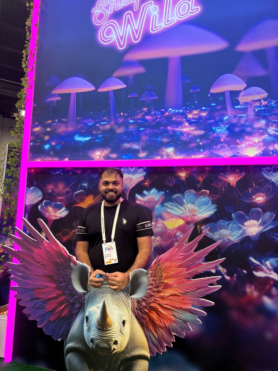 VVShanbhag's tweet photo. Having great time at datastax @DataStax https://t.co/l8mvpUQ43Q