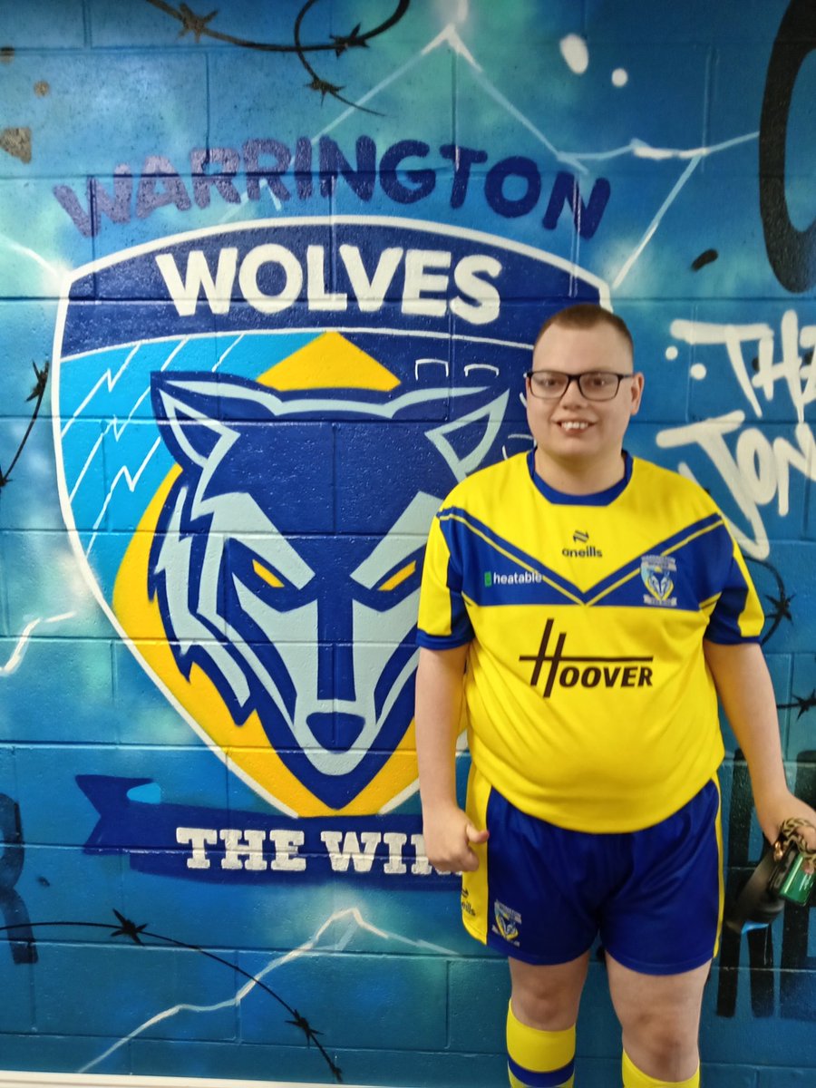 wiganchimp's tweet photo. Media day at @WarringtonRLFC  for the disability section of the club
Sam loves his ldsl team 💛💙💛💙 https://t.co/Xx5MFpuCTA