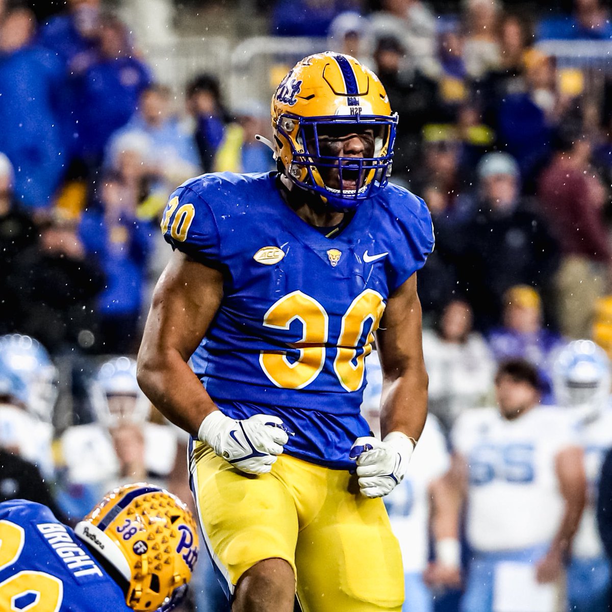 Pittsburgh LB Brandon George, one of the most underrated backers in the class, is attending the Buffalo #Bills local pro day on Friday, per source.

George logged 3 forced fumbles, 3 sacks, and one interception for the Panthers. He is currently on his Top-30 visit with the