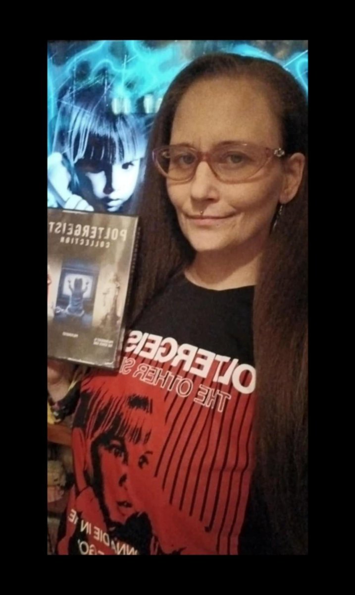 lana_drop's tweet photo. Well, I watched the first for my hauntathon last month, and then I just watched the third last week. I been craving the second one, so #nw #nrw #NowWatching #poltergeist2 #horrorfamily #horrorfriends #horrorcommunity #horrormoviesandchill #horrorlovers #ghostlovers #classichorror https://t.co/YyrQjoOGaS