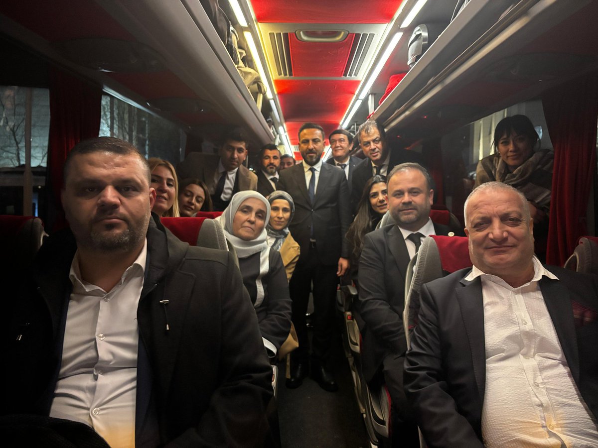 📍AK Parti Genel Merkez

Genel Merkez programımızı tamamlayarak dönüş yoluna çıktık. Çıkış öncesinde, Seyhan İlçe Başkanlığı olarak hep birlikte günün anısına bir fotoğraf çekildik. Bu anlamlı ziyaret ve güçlü birlikteliğimiz için tüm teşkilat mensuplarımıza teşekkür ediyoruz.