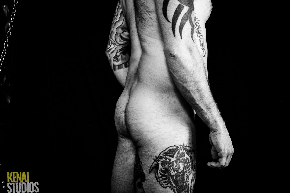 Happy Hump Day
<a href="/Pupnathan24/">Pup Nathan</a> 
#gaybdsm #bdsm #kinky #gaykink #fetish #pupplaykink