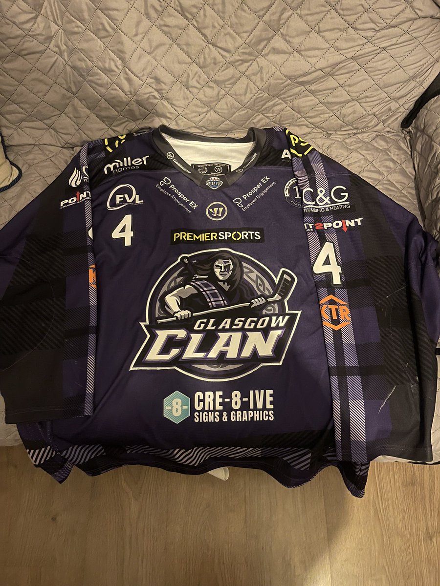JudithT0911's tweet image. Great night at @ClanIHC own and loan event, buzzing to have my favs home jersey now 🤩 I have loved this season and so excited for the weekend games. Best of luck to the guys on Friday and Sunday we will be there cheering them on 💜