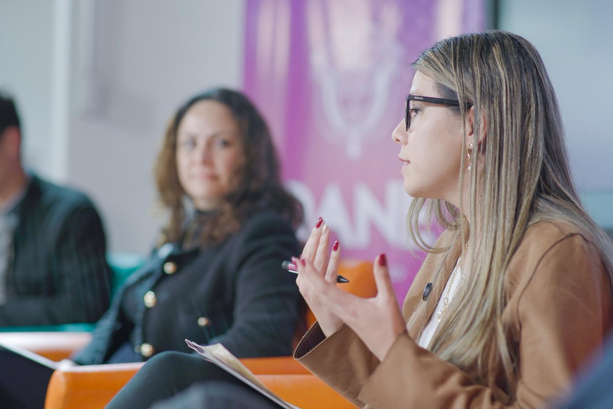 Frente a esto, la profesora Yesika Fernández Ortiz, del Instituto de Salud Pública de la <a href="/UniJaveriana/">Pontificia Universidad Javeriana</a>  resaltó que "es importante traducir estos datos para que las personas puedan comprenderlos y apropiarse de ellos".