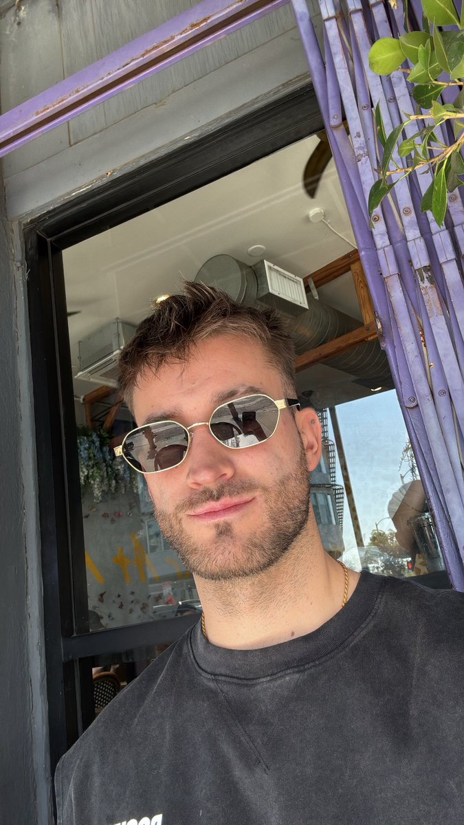 Might move to LA idk. Is niiiice here