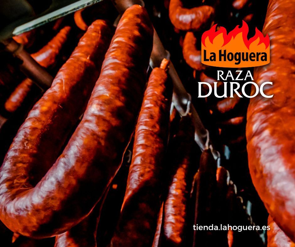¡Prueba el Chorizo Sarta Raza Duroc de Embutidos La Hoguera! Ideal para tus almuerzos, bocadillos o tapas, con el auténtico sabor casero de siempre. 😋
🛒 tienda.lahoguera.es 
#EmbutidosLaHoguera #ChorizoNatural #ChorizoCasero #ChorizoExtraDuroc #TierraDeSabor