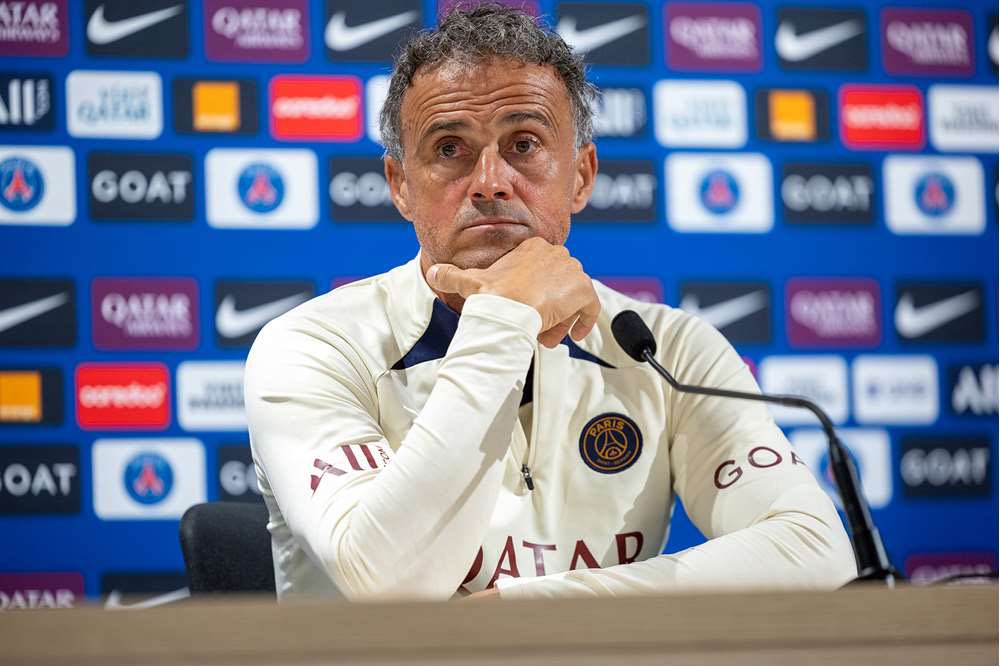NSYellow25's tweet photo. Coaches all over Europe take notes, Luis Enrique’s PSG are suffocating teams in the press whilst maintaining the flair we all want to see as fans.

Breath of fresh air. https://t.co/BOmHs8bjqx