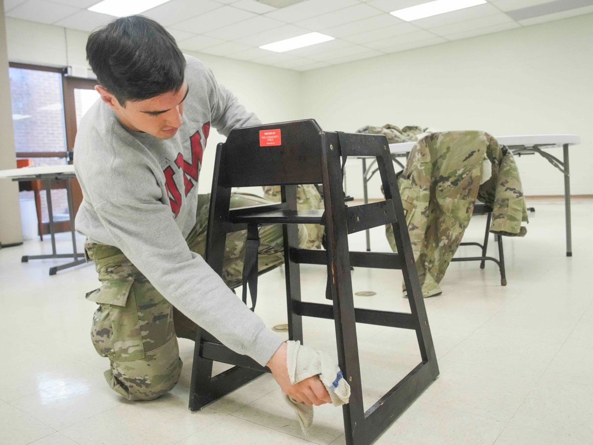 VMI1839's tweet photo. Spring FTX is over, but the highlights keep coming.
First up: our non-commissioning cadets who led the charge in community service across Lexington.
More spotlights to follow this week, including each ROTC branch!
#VMIFTX #CadetLife #VMILeadership https://t.co/SHDpvMXbgM
