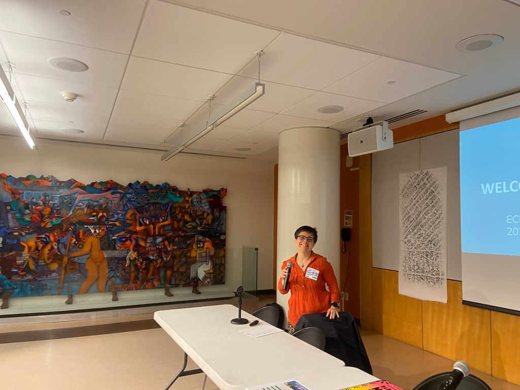 We're proud to support the neighborhood collaboratives that our Family Resource Centers lead with the @SFPL. 

These neighborhood workgroups have deep relationships with one another &amp; their local library branch to develop a collaborative model for best supporting young children.