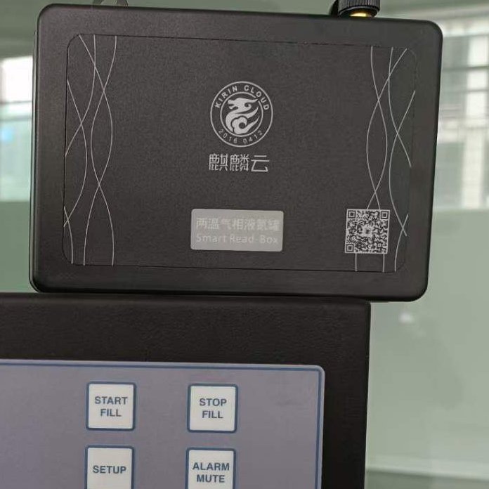 DanclanB's tweet image. Data collector(Smart Read-box）for MVE and Thermo brand vapor phase tanks. It is a highly integrated IOT module with functions of monitoring two-point temperature and liquid level.
#liquidnitrogentank #liquidnitrogendewar #Datacollector #laboratory #temperaturemonitoring