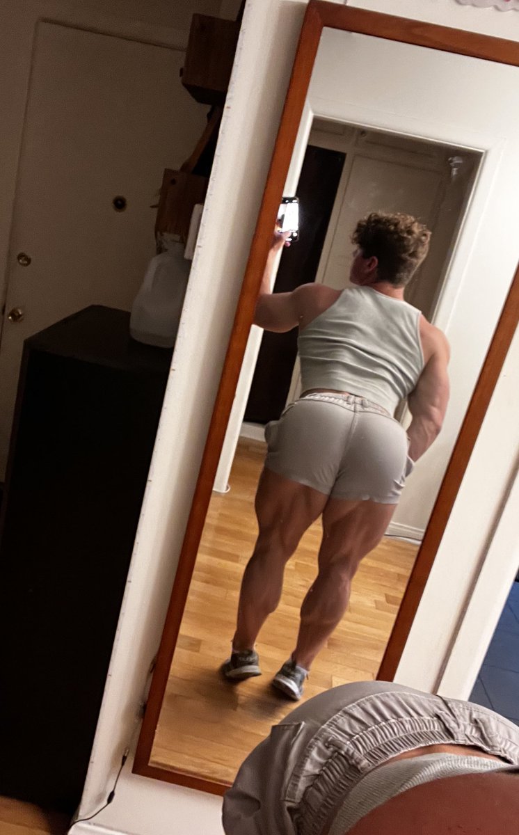 Did somebody say legs?