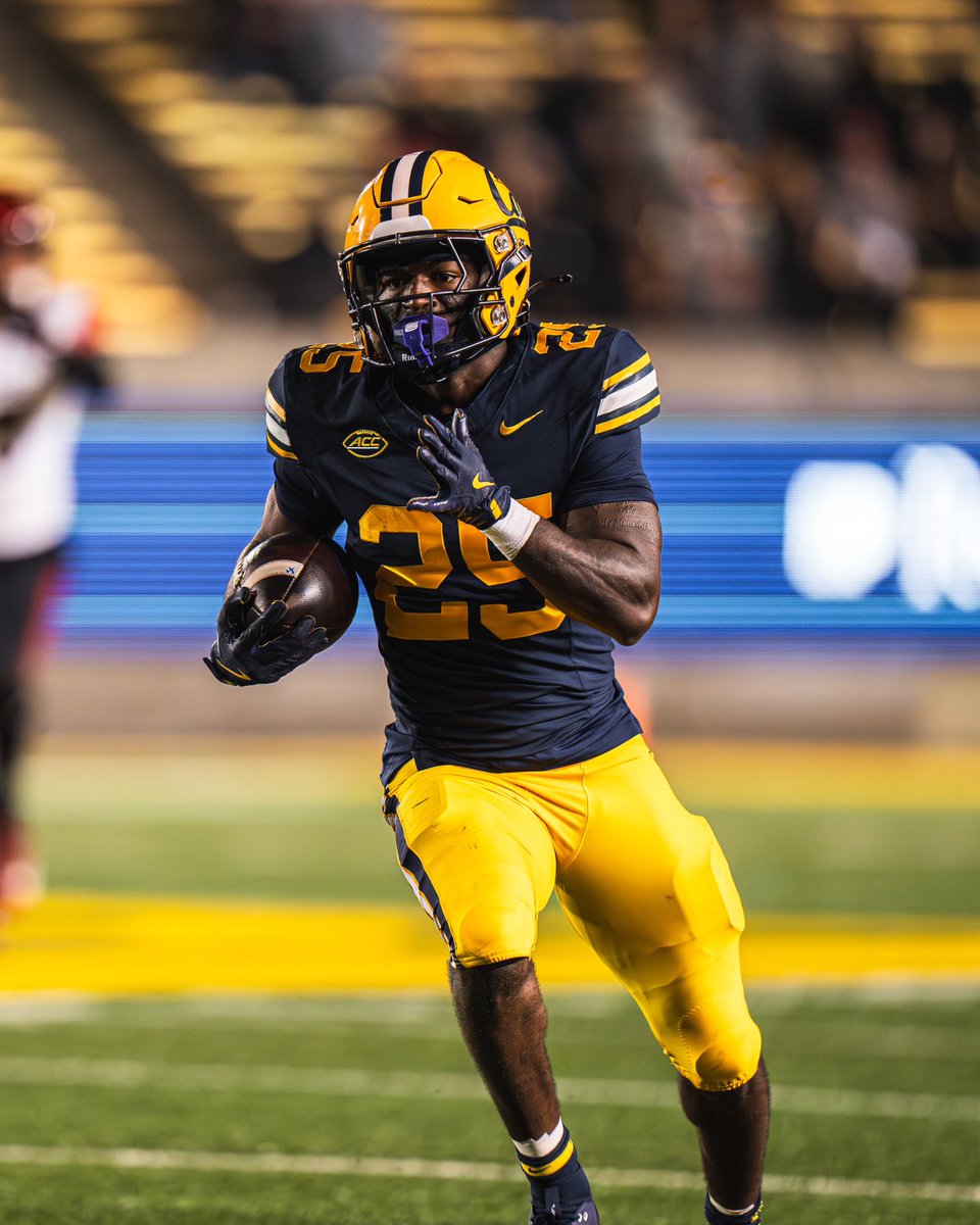 The Jet (@jaivianthomas) on Twitter photo Come to Arthur Mac’s Oakland on Sunday, April 13 from 3:30–5:30 p.m. and kick it with me, <a href="/CalFootball/">Cal Football</a> running back Jaivian Thomas!
First 50 Cal fans in Cal gear and all Jet To Greatness campers wearing camp shirts will receive a FREE SLICE!
Also, in support of McClymonds High Come to Arthur Mac’s Oakland on Sunday, April 13 from 3:30–5:30 p.m. and kick it with me, <a href="/CalFootball/">Cal Football</a> running back Jaivian Thomas!
First 50 Cal fans in Cal gear and all Jet To Greatness campers wearing camp shirts will receive a FREE SLICE!
Also, in support of McClymonds High
