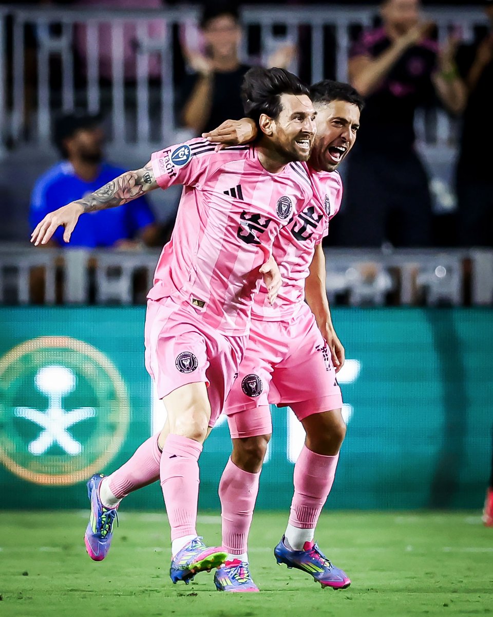 brfootball's tweet photo. 9’—Inter Miami 0-1 LAFC (0-2 on agg.)
35’—Inter Miami 1-1 LAFC (1-2 on agg.)
61’—Inter Miami 2-1 LAFC (2-2 on agg.)
84’—Inter Miami 3-1 LAFC (3-2 on agg.)

Miami turn it around 😤 https://t.co/L9O9kSQifv