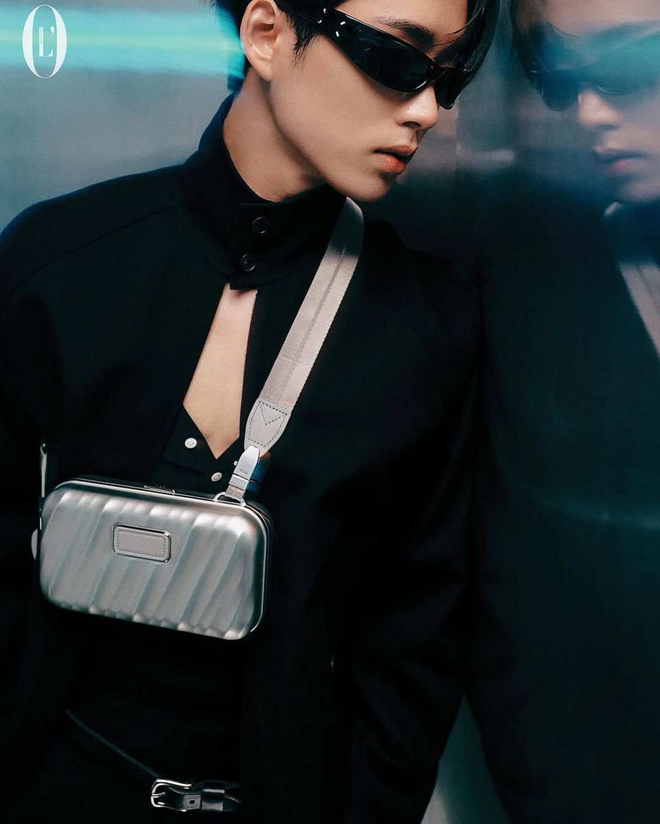 WEofficialTH's tweet photo. ลุคนี้แดดที่ร้อนแรง ก็สู้ไม่ได้แล้วค้าบบ

EST IN LOFFICIELHOMMES
#LOFFICIELHommesXEstSupha https://t.co/Nbm5JHnEUJ