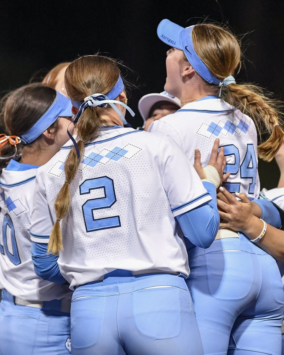 Carolina Softball tweet media