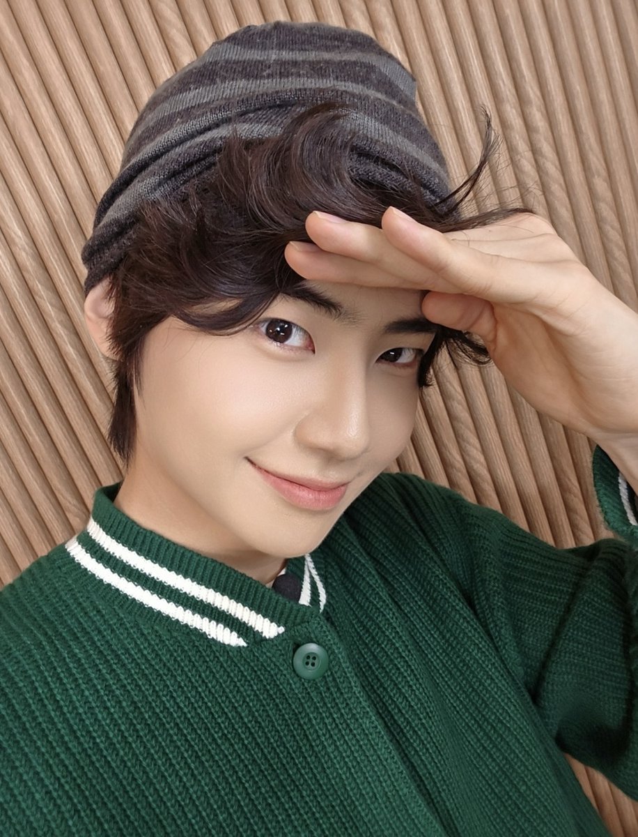 LJH_official's tweet photo. [📸]

ⓩi녀ブl㈄ビㅇㅣ ㉡ㅏㄹr●ㅔㅅㅓ 
ᄒㅓ락ㅎГ는 유일ㅎŁ ㉤ㅏ약이ᏓㅣㄲГ

#이진혁 #LEEJINHYUK 
#찐ㅅrㅇi​ #찐사이​ #ZZINSAI https://t.co/2XR30E4CPq