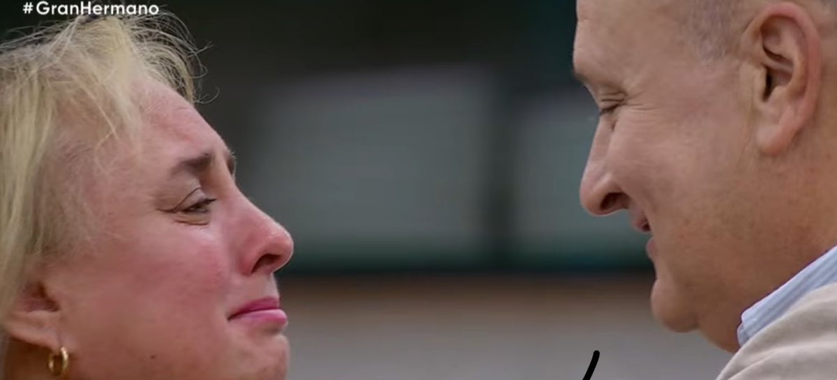 el bicho: “Mira lo que lograste, que yo hablara y vos mudita” 🙏🏻