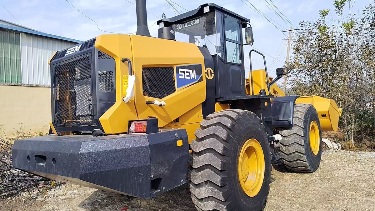 HuFreda's tweet image. SEM SEM655F Wheel Loader
Promotion in April
