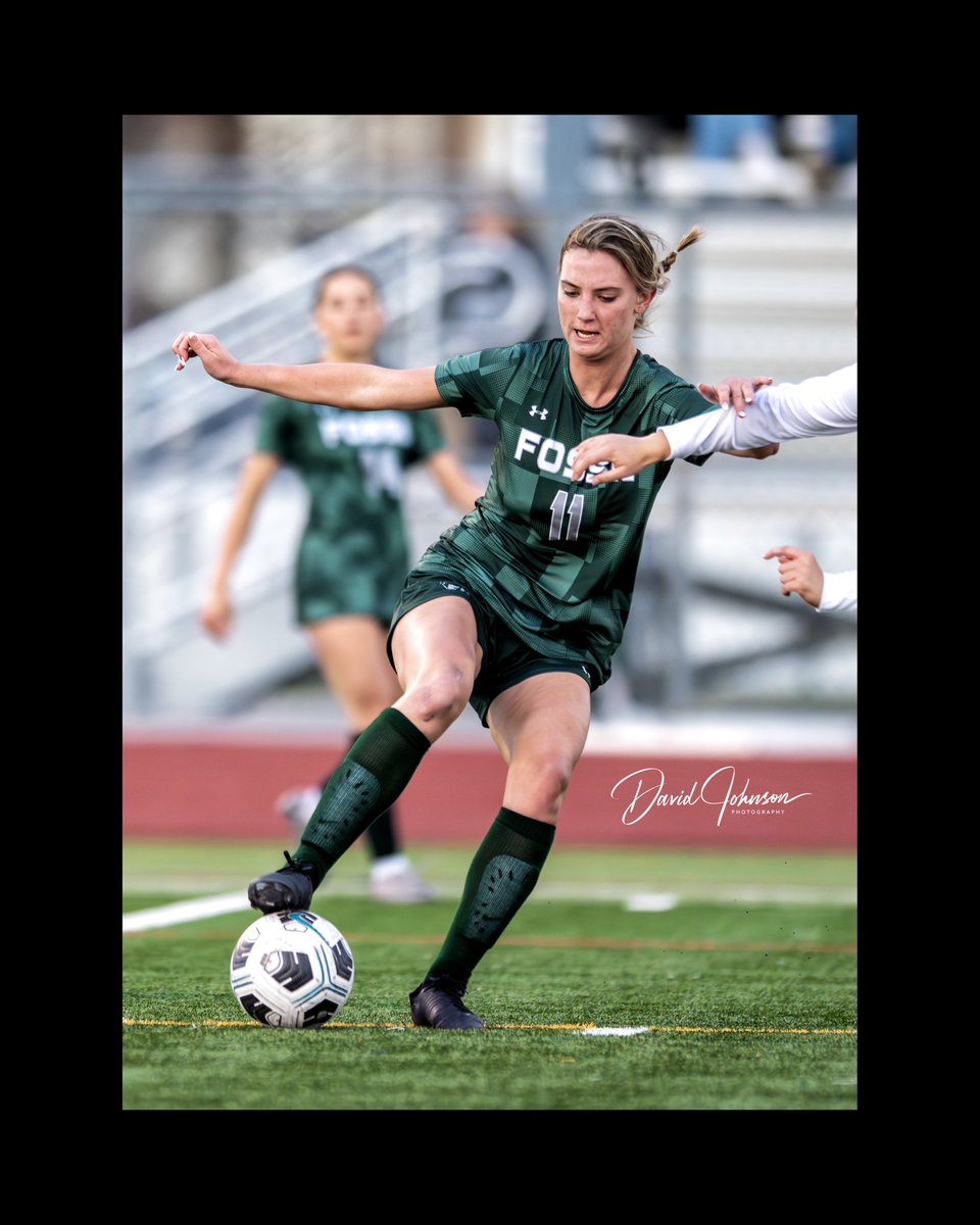 DavidJohnsonPh2's tweet photo. Fossil Ridge High girls soccer defeated Windsor High last night 2-1. 

#soccer #sports #photographer #photography @PSD_ATHLETICS @fossilridge_Ath https://t.co/uBlTWk8fGh