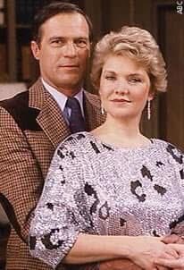 LukeLauraGH's tweet photo. #WaybackWesnesday Clint and Viki #OLTL https://t.co/zqDO71ZVaF