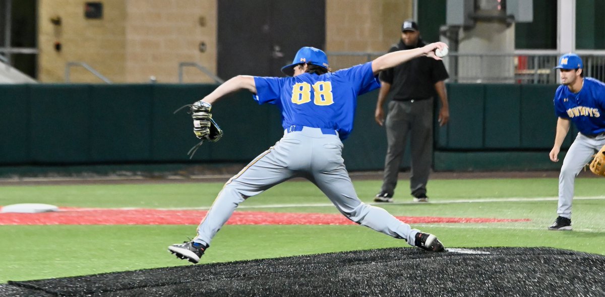 End 8 | Primeaux closes out the eight

McNeese - 3
Houston - 2

#GeauxPokes | #FERDA