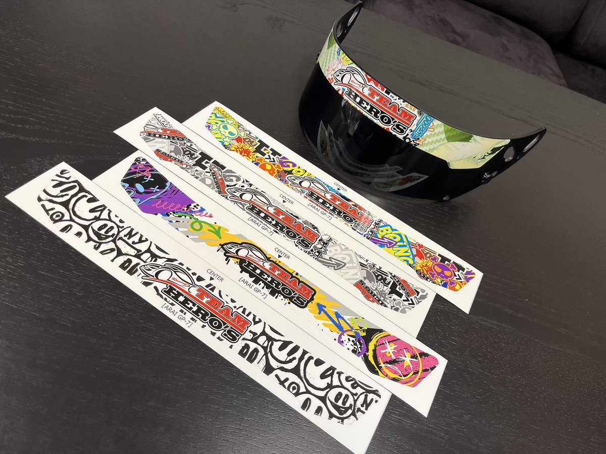 スタッフ奥本です！

チームオリジナルグッズの新情報になります🔥

ARAI GP-6,GP-6S
ARAI GP-7
レーシングヘルメット用バイザーステッカー入荷しました！

4種類ございます✨

1枚3300円

皆様からのDMお待ちしております📩