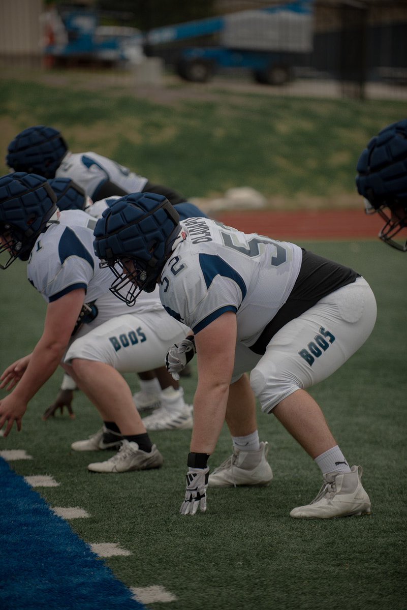 VincentCarter06's tweet photo. Come out to Yager Stadium 6pm Friday For our Spring Game come out and support The Bods⚪️🔵@CoachJTGlen @CoachJulianM https://t.co/6C5AMFsvgt