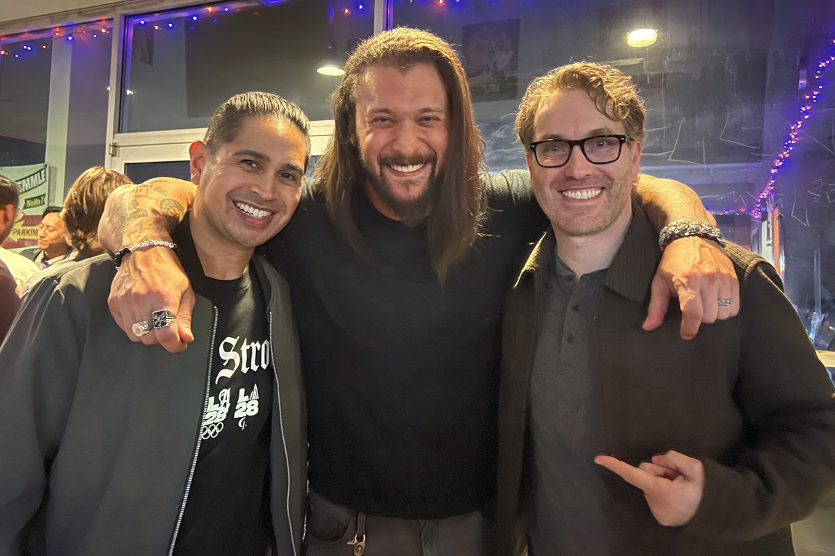 Congratulations to the cast &amp; crew of #BlueEvening on their premiere at <a href="/PasFilmFest/">PasadenaFilmFestival (PIFF)</a>! Happy to see the short receive well deserved praise from those in attendance.