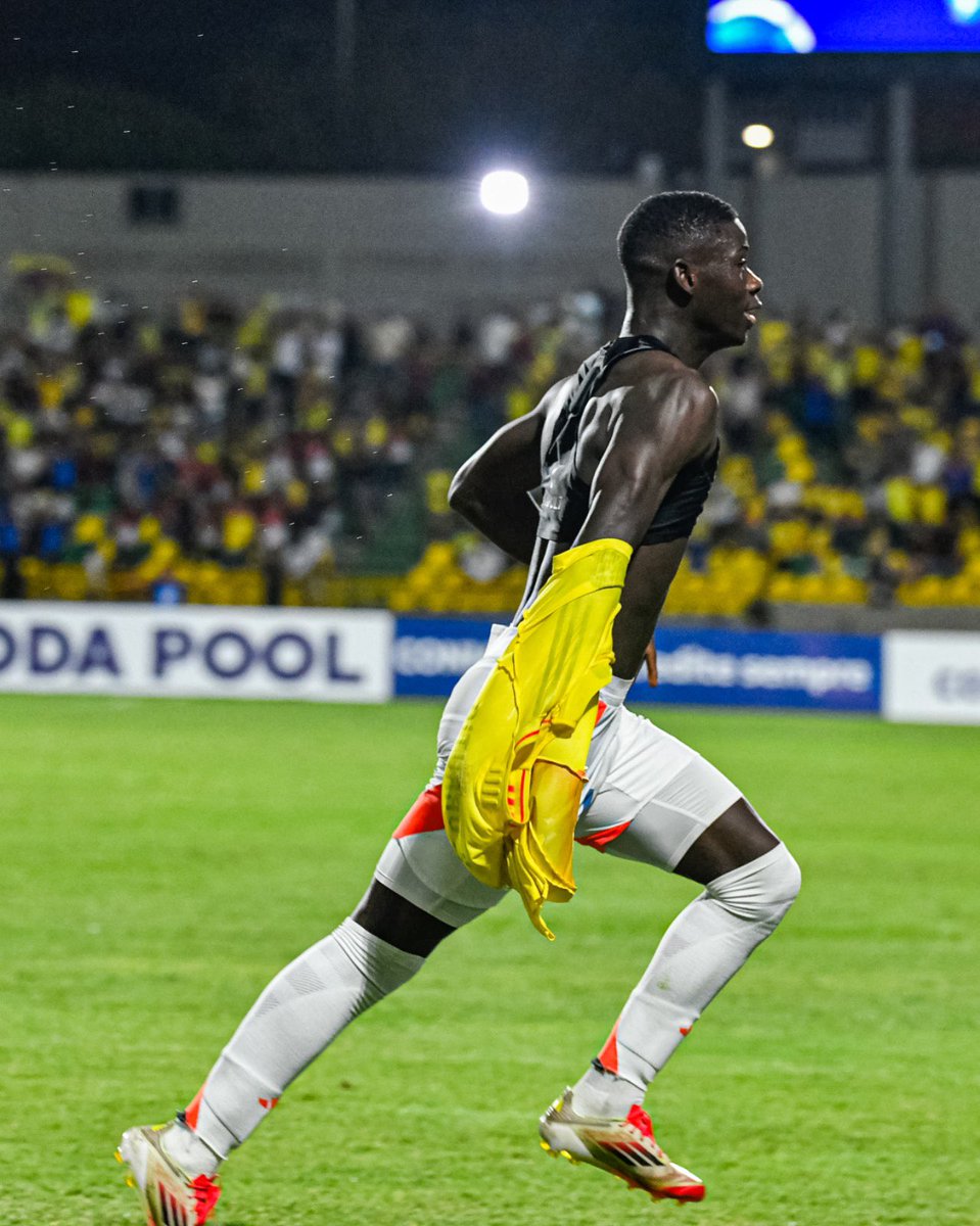 FCFSeleccionCol's tweet photo. 📸 ¡𝑨 𝒍𝒂 𝒇𝒊𝒏𝒂𝒍 𝒄𝒐𝒏 𝟓 𝒈𝒐𝒍𝒂𝒛𝒐𝒔! 🔥

🇨🇴 5-1 🇻🇪

#LaSeleNosUne🇨🇴 https://t.co/Iozy7sFq7P