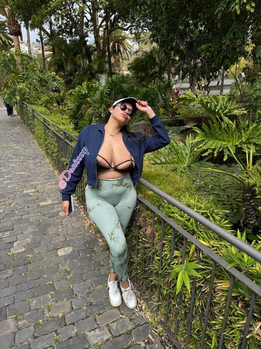 Watch DANNIAX69's leaked NSFW photo on TwXstars