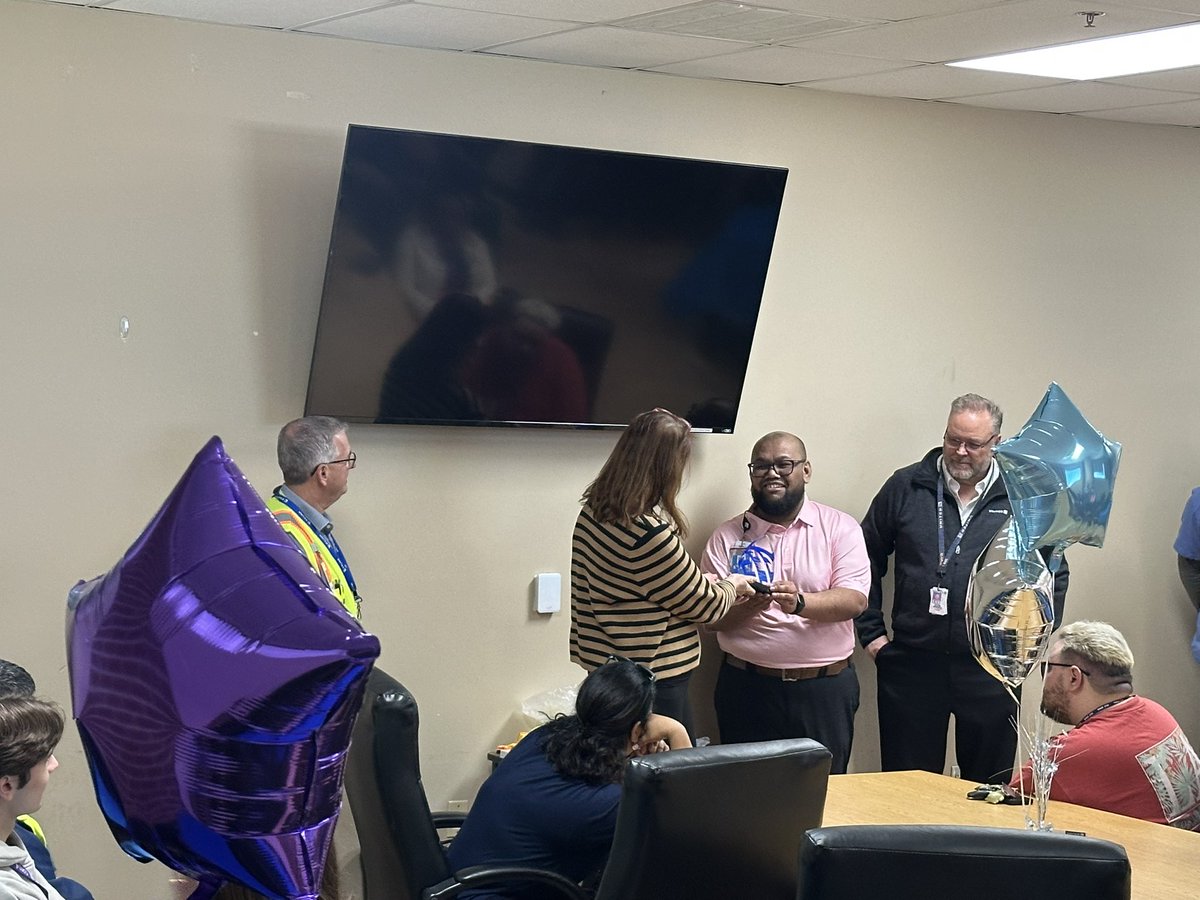 Chris Earley tweet media