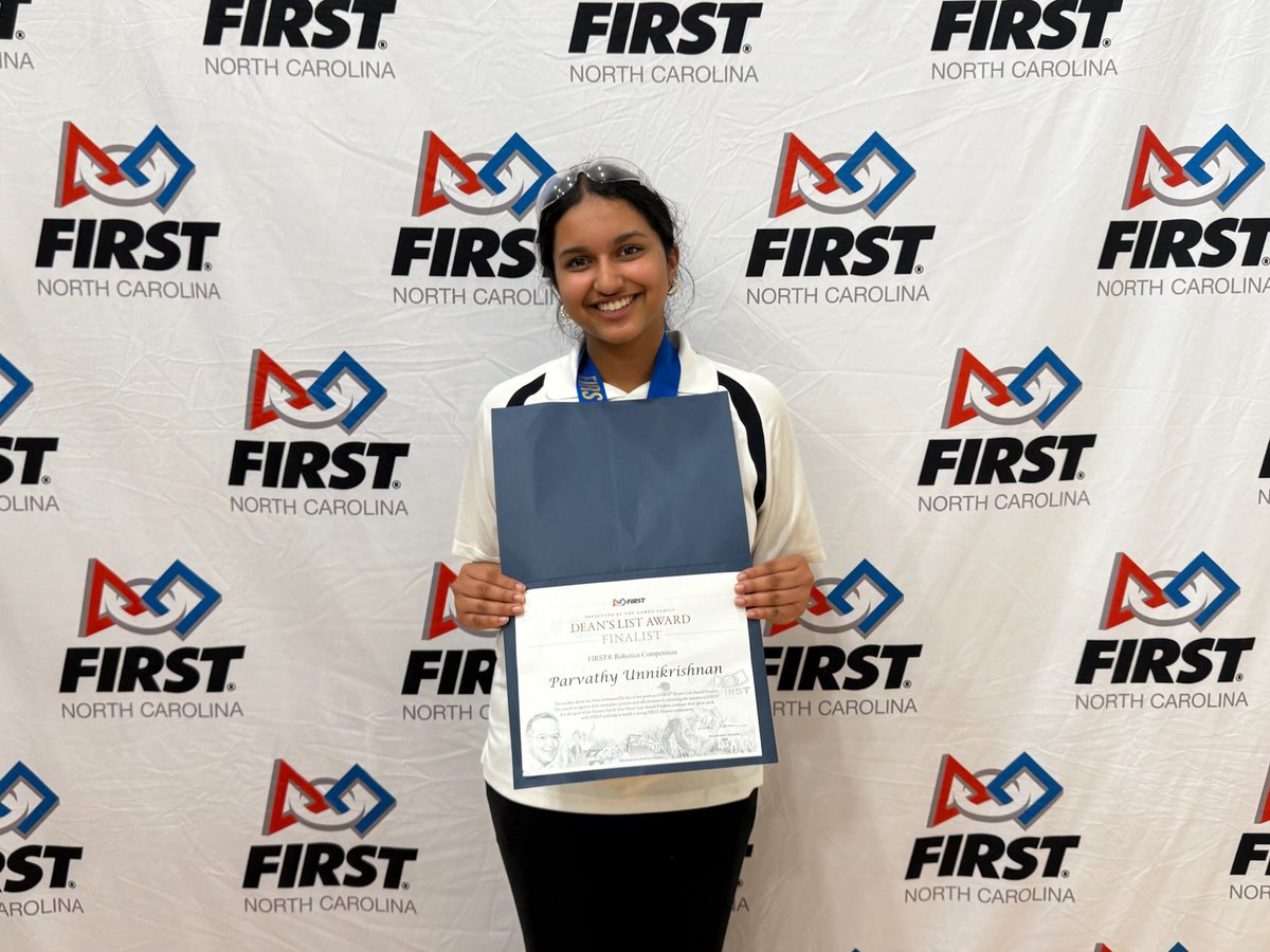 Congratulations to our very own Parvathy Unnikrishnan for becoming a Dean’s List Finalist! Parvathy is the first YETI member to win this award at this level in almost 10 years. We are so thrilled for her and we wish her the best of luck at the FIRST World Championship! 🤍🩵💙❤️
