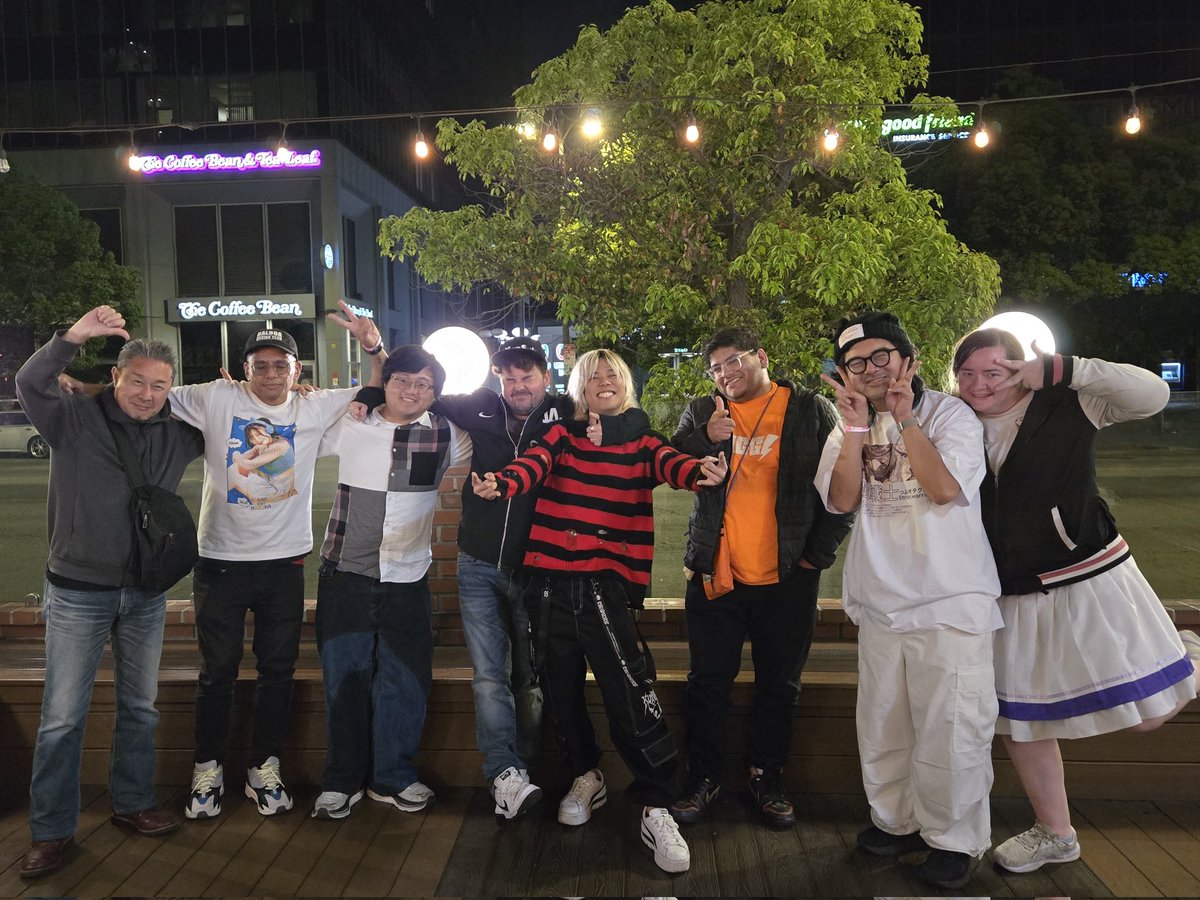 ネオ・マーロン tweet media