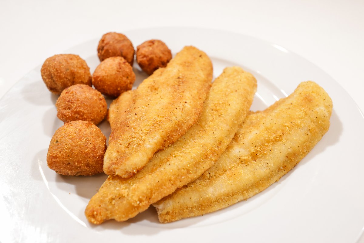 You can set sail with a taste of the South! Enjoy the delicious flavors of Heartland Catfish aboard Carnival Cruise Lines. Perfectly seasoned and fried to perfection—your taste buds are in for a treat!

#CarnivalCruiseLines #HeartlandCatfish