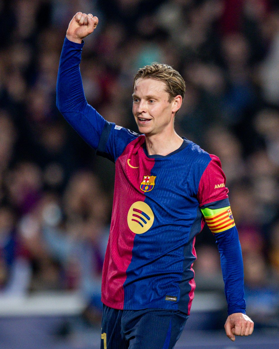 FCBarcelona_cat's tweet photo. ✊ PUNY AMUNT! https://t.co/3dpOuxfzxE