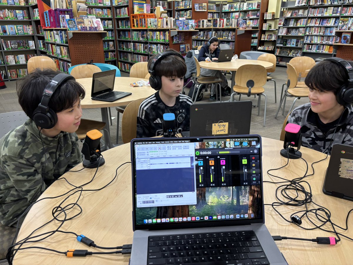 MrsC_media's tweet photo. AMD podcaster we’re talking all about sports today! Keep your ears open for their show’s premiering soon! @ORadioOHS @OUFSD_Arts @nikkinover @OssiningSchools @Mary_FoxAlter @mariaAmeyer03 https://t.co/SlO741OPIt