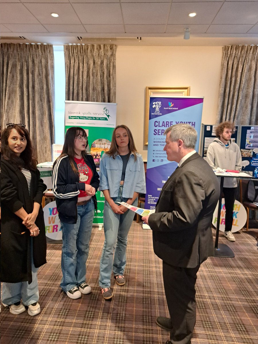 Many thanks to Minister Kieran O’Donnell TD for speaking with our representatives at today's Political Briefing with Youth Work Ireland.  🗣 

#lys #youthworkforall <a href="/ywirl/">Youth Work Ireland</a> <a href="/iacto5/">IACTO</a>