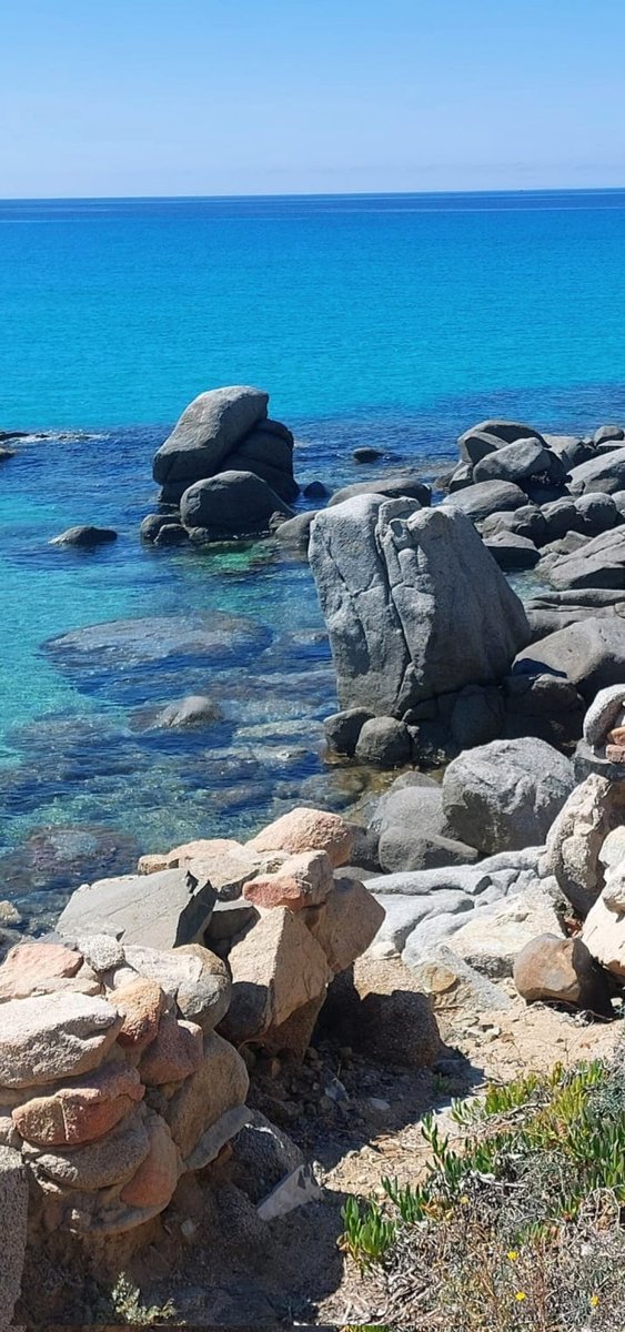 CristinaShonny's tweet image. #Solanas 
#Sinnai
#Cagliari
Buon giovedì a tutti.