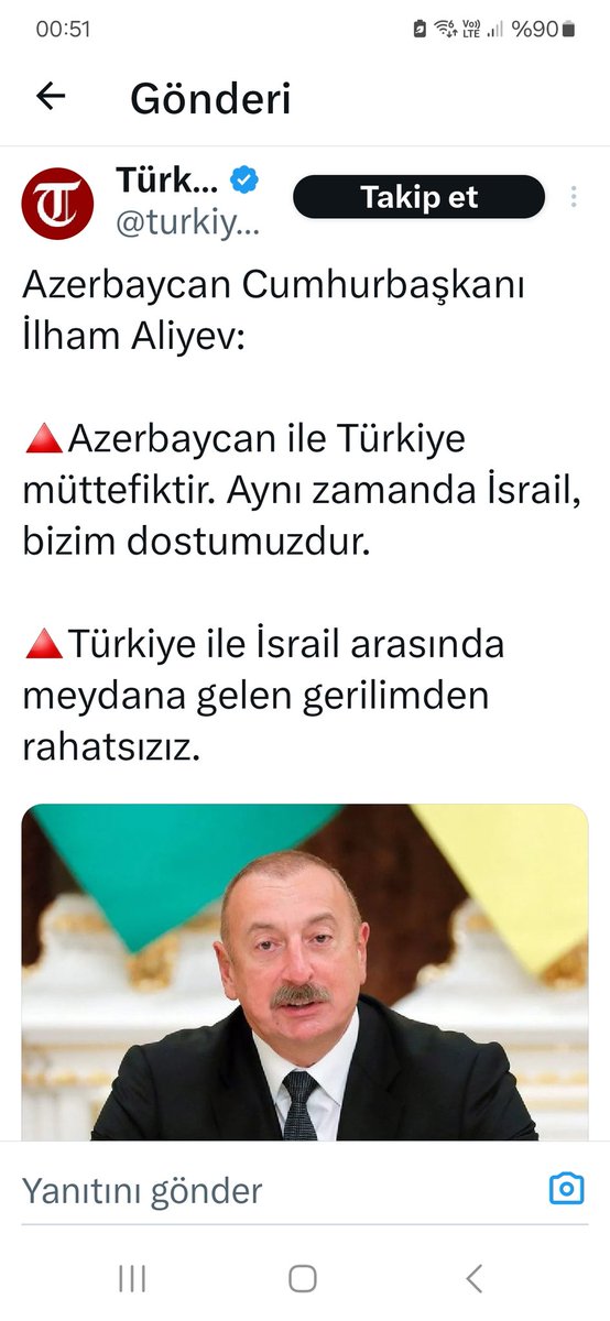Bu haberi yapan siteyi kınıyorum
Bu haberi yapan site ya hainlik peșinde yada kulaktan duyma haber yapıyor
Ben konușmayı dinledim
Kardeș ve müttefik Türkiye diyor
İki Devlet Tek Millet
Azerbaycan Türkiye