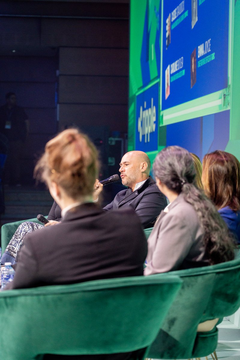 Chiliz's tweet photo. Day 2 Recap @ Paris Blockchain Week 🇫🇷

Today, @Alex_Dreyfus - Founder and CEO of Chiliz &amp; @Socios - took the stage at @ParisBlockWeek. 

Covering the topic: Blockchain and Tokenized Economies: Shaping the Future of Digital Interaction.

🧵 #PBW2025 https://t.co/aDrgw3Mg3C