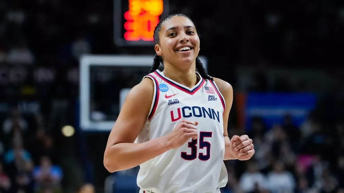 Tom Blow (@blowsive) on Twitter photo Spoke to Azzi Fudd, the NCAA Tournament's MOP, earlier today about staying at UConn and working with Geno Auriemma 🏀
Part 1: themirror.com/sport/basketba…
Part 2: themirror.com/sport/basketba…
For <a href="/MirrorUSSports/">Mirror US Sports</a> Spoke to Azzi Fudd, the NCAA Tournament's MOP, earlier today about staying at UConn and working with Geno Auriemma 🏀
Part 1: themirror.com/sport/basketba…
Part 2: themirror.com/sport/basketba…
For <a href="/MirrorUSSports/">Mirror US Sports</a>