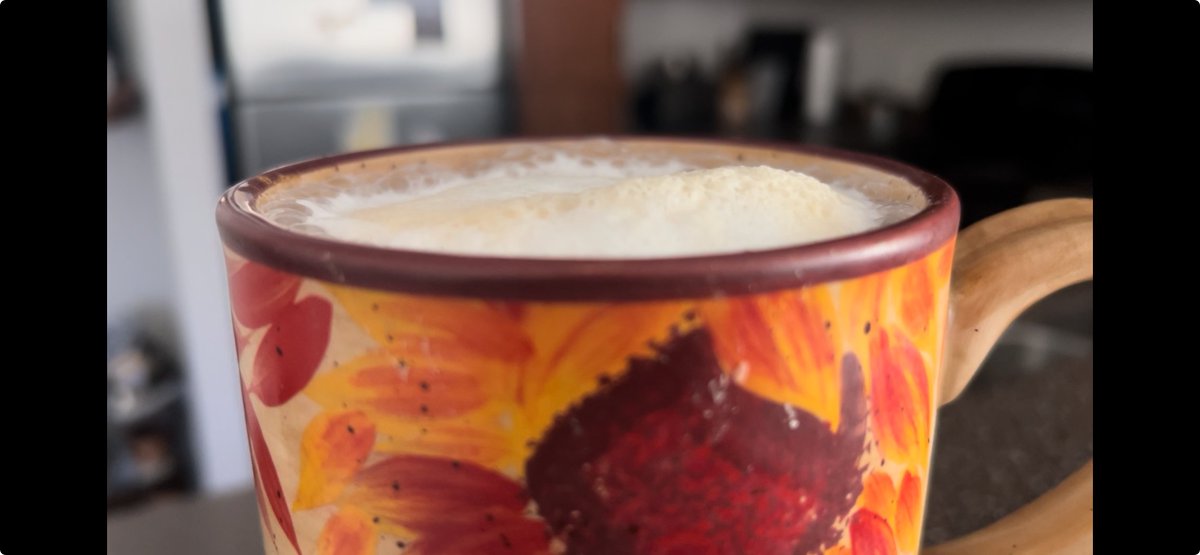 CurrenXea's tweet photo. Money Mentality &amp; Keurig coffee?💸☕️ Brewing a perfect cup/balancing a budget require understanding your resources, making informed choices, and maximizing value.

Text "tweet" to +1-323-230-0227 to learn how to optimize your dollars or pods? #FinancialLiteracy #KeurigCoffee https://t.co/hQ4MGpbp92