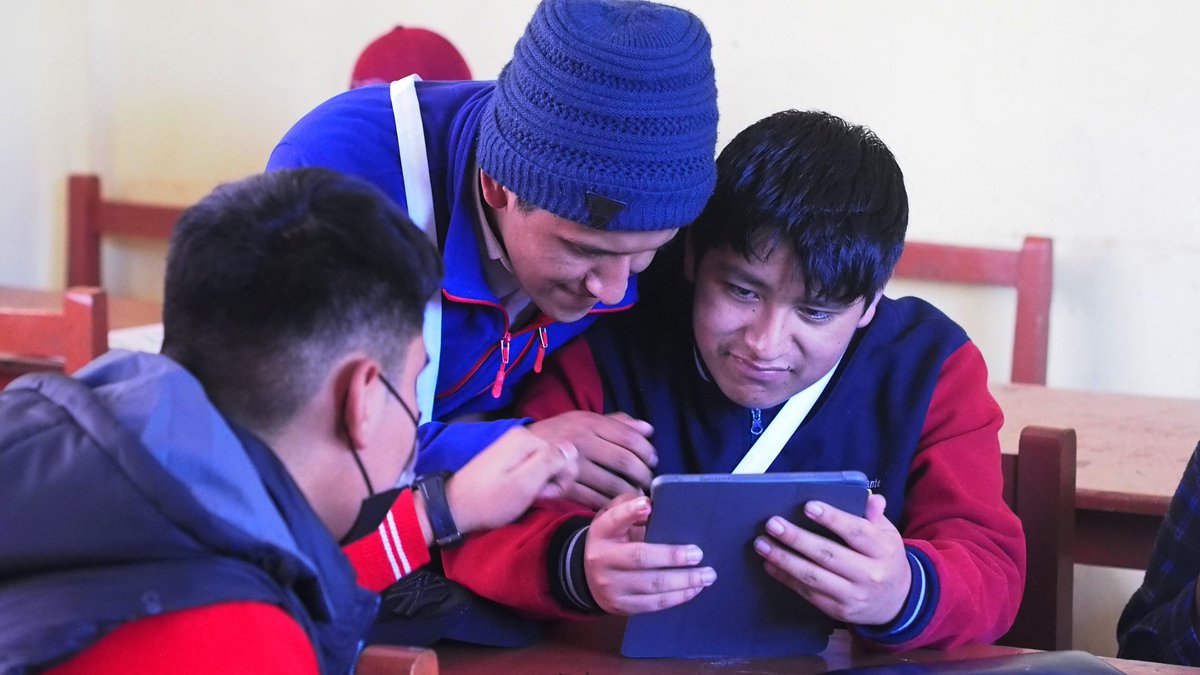 Internet Bolivia tweet media